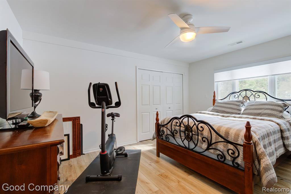 805 N Pemberton Road, Bloomfield Hills, MI 48302 — Photo 49