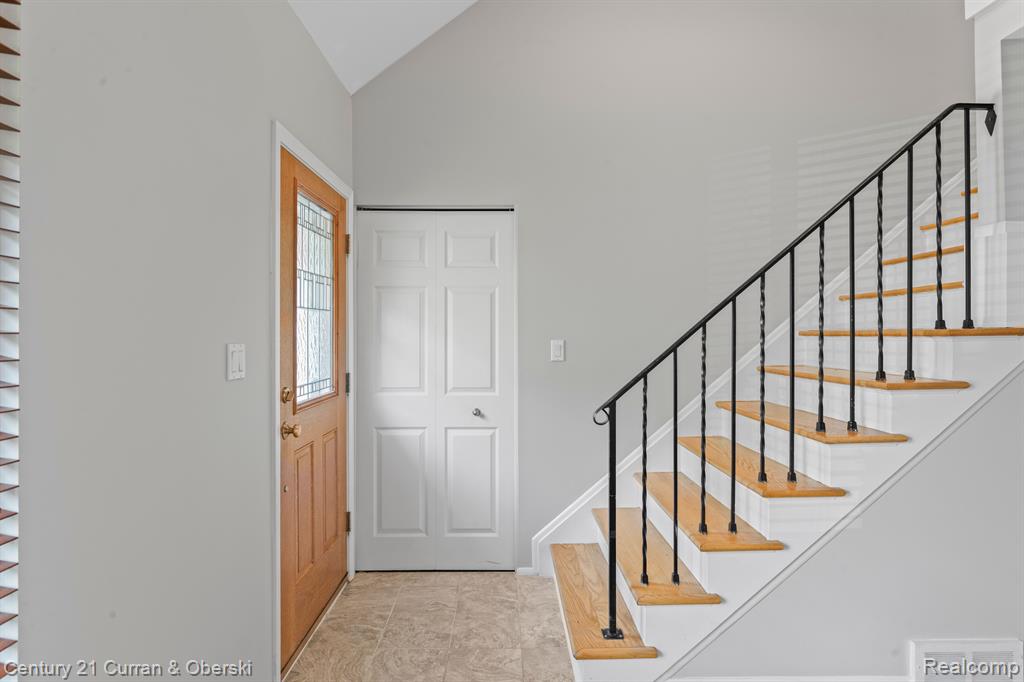 1022 CANTERBURY Street, Northville, MI 48167 — Photo 6