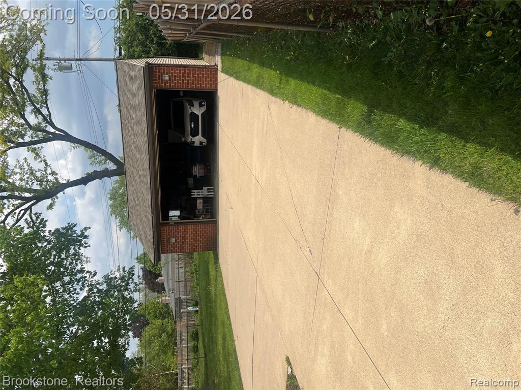 2664 Sparta Drive, Troy, MI 48083 — Photo 26