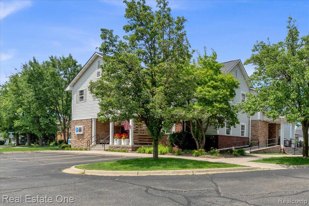 110 S Washington Street, Oxford, MI 48371 — Photo 24