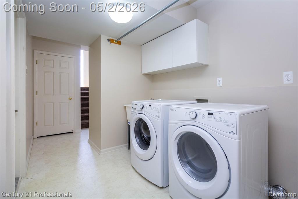 955 Sandalwood Drive, Troy, MI 48085 — Photo 35