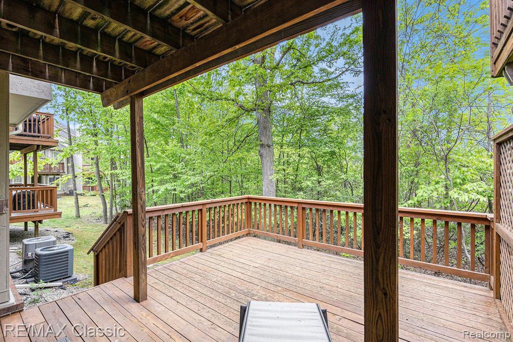 30857 Centennial Drive, Novi, MI 48377 — Photo 20