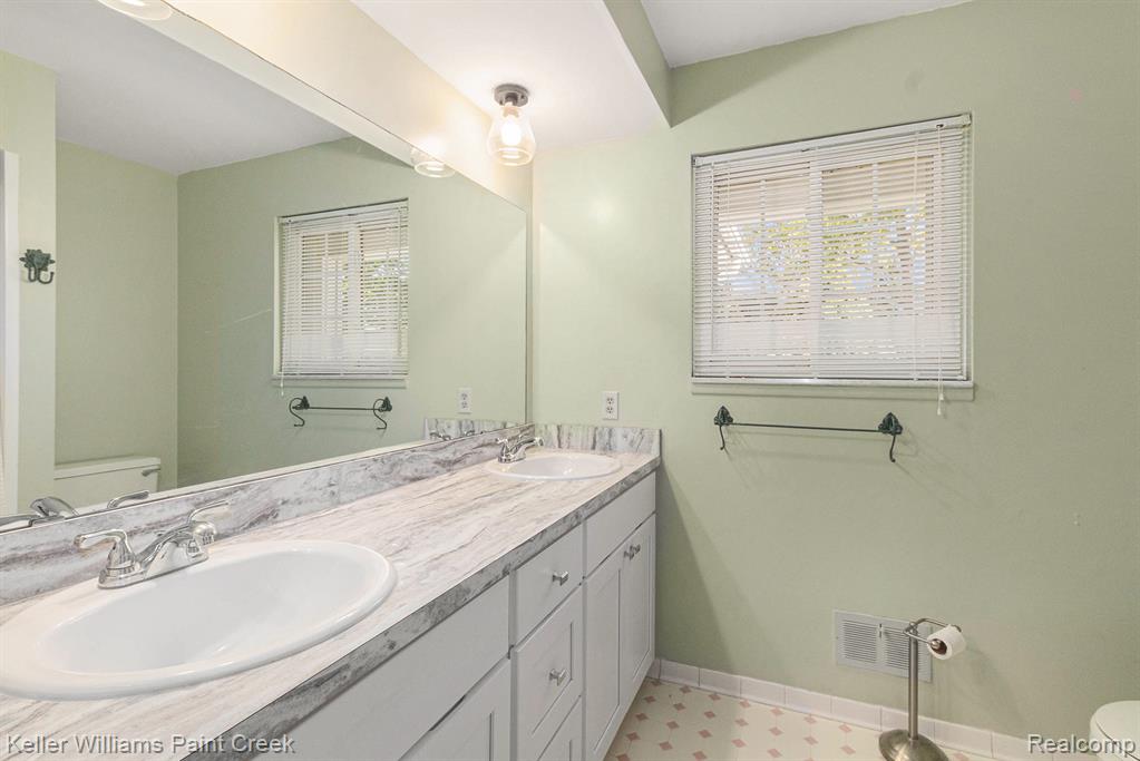 52527 Belle Vernon, Shelby Twp, MI 48316 — Photo 31