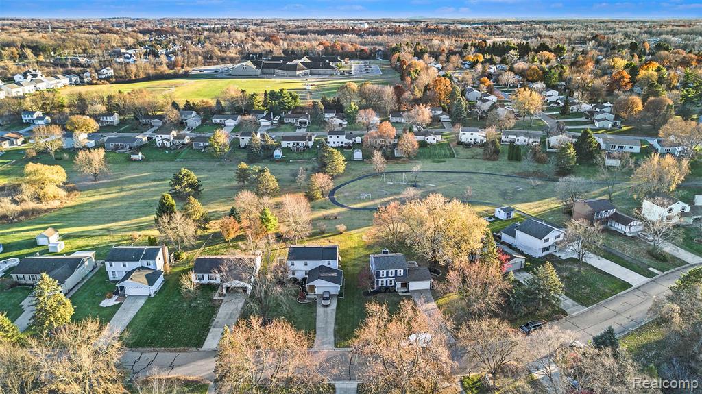 3601 Loon Lake Road, Wixom, MI 48393 — Photo 22