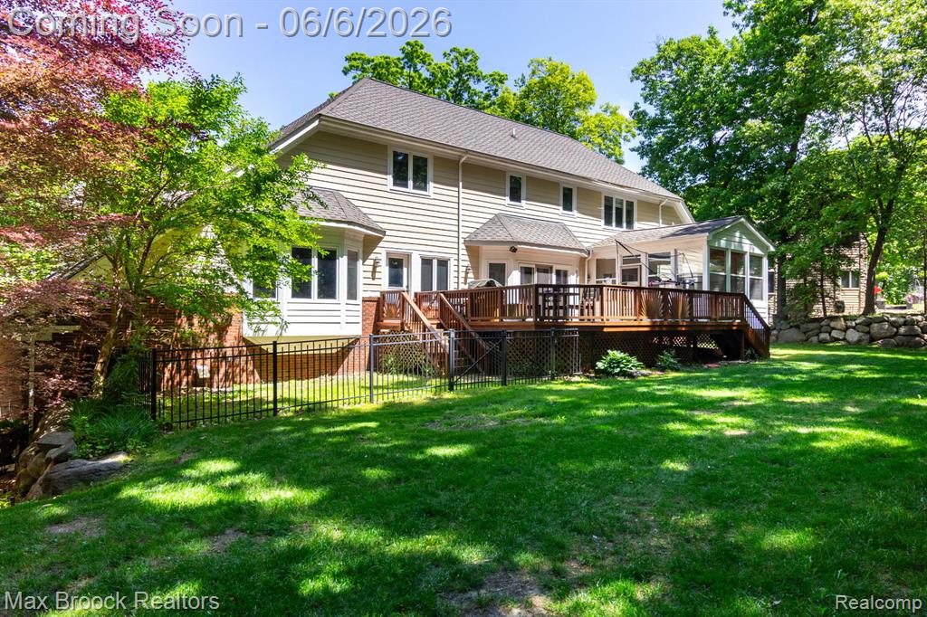 6604 College Park, Clarkston, MI — Photo 61
