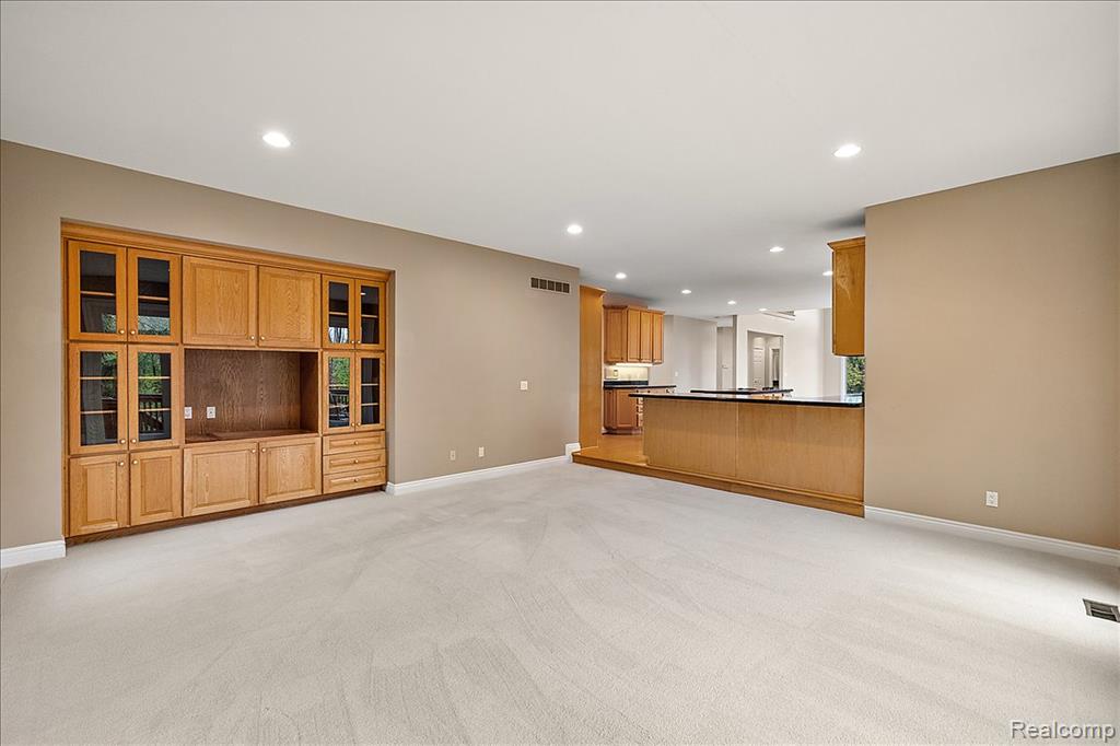 3725 Mountain Laurel Court, Oakland, MI — Photo 19