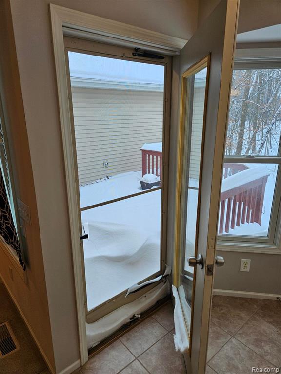 5485 HIDDEN VALLEY Trail, Linden, MI 48451 — Photo 12