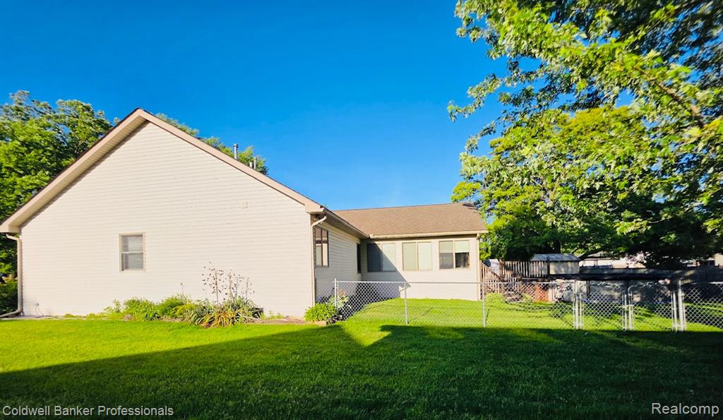 412 Rosette Street, Holly, MI 48442 — Photo 34