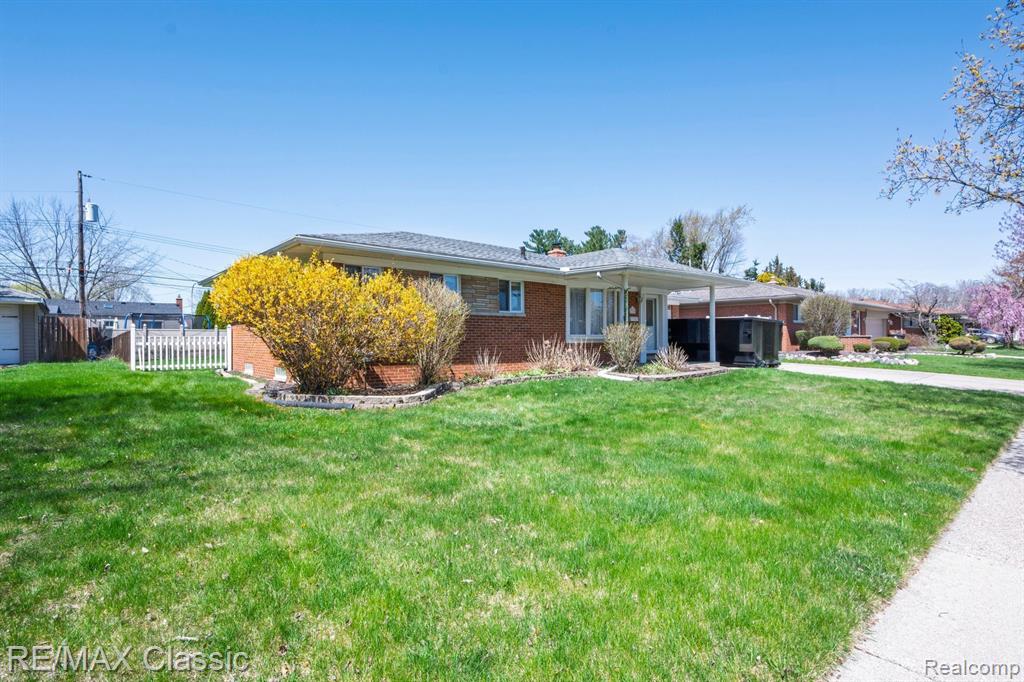 7349 IROQUOIS Street, Westland, MI — Photo 3