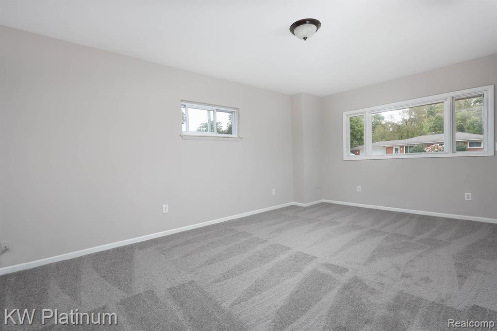 50659 Dartmoor Drive, Shelby Twp, MI 48317 — Photo 8