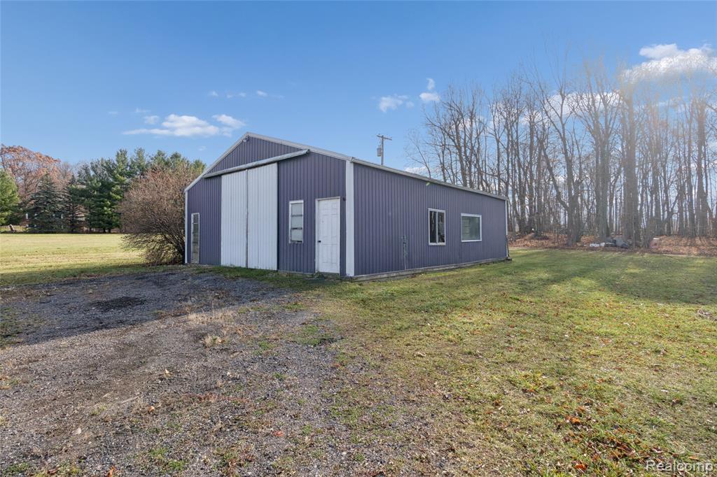 8603 Killinger Road, Fowlerville, MI 48836 — Photo 35