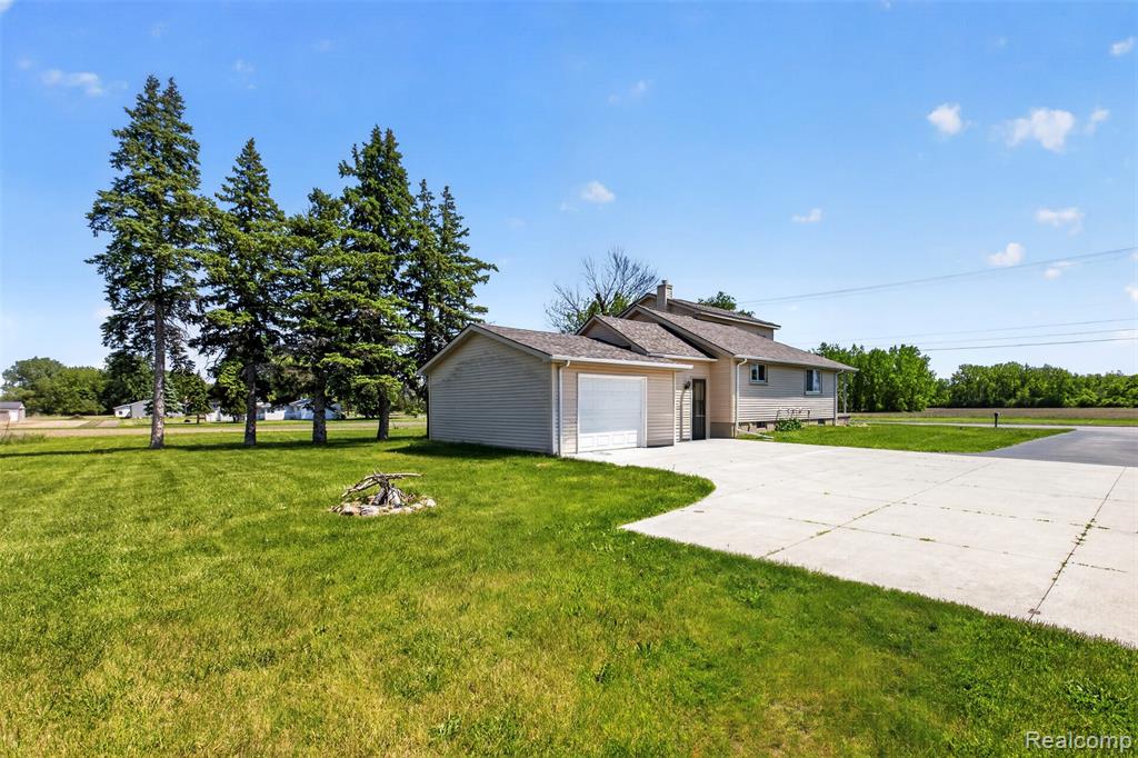 5660 Tittabawassee Road, Saginaw, MI 48604 — Photo 21