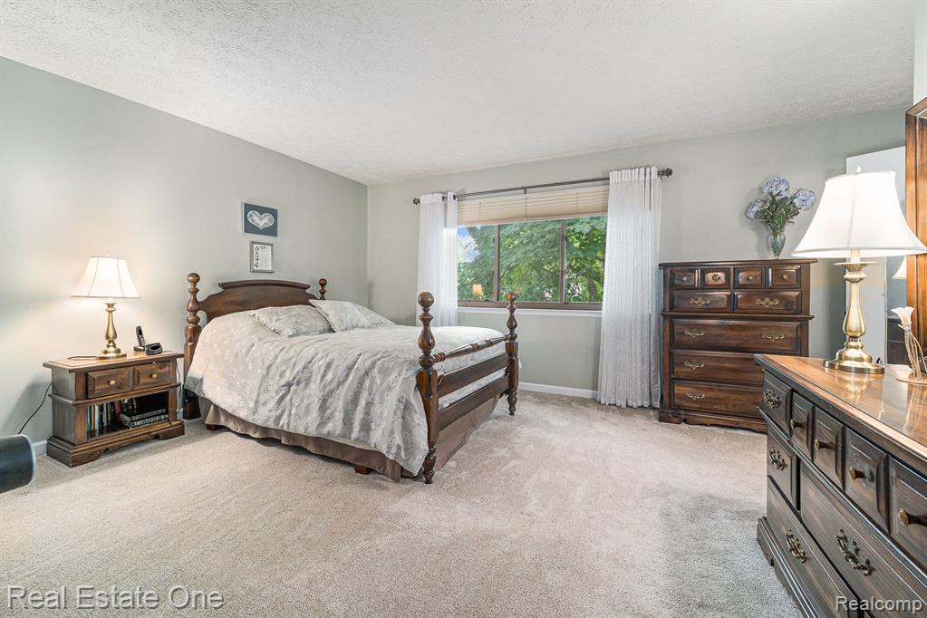 772 RANDALL Drive, Troy, MI 48085 — Photo 22