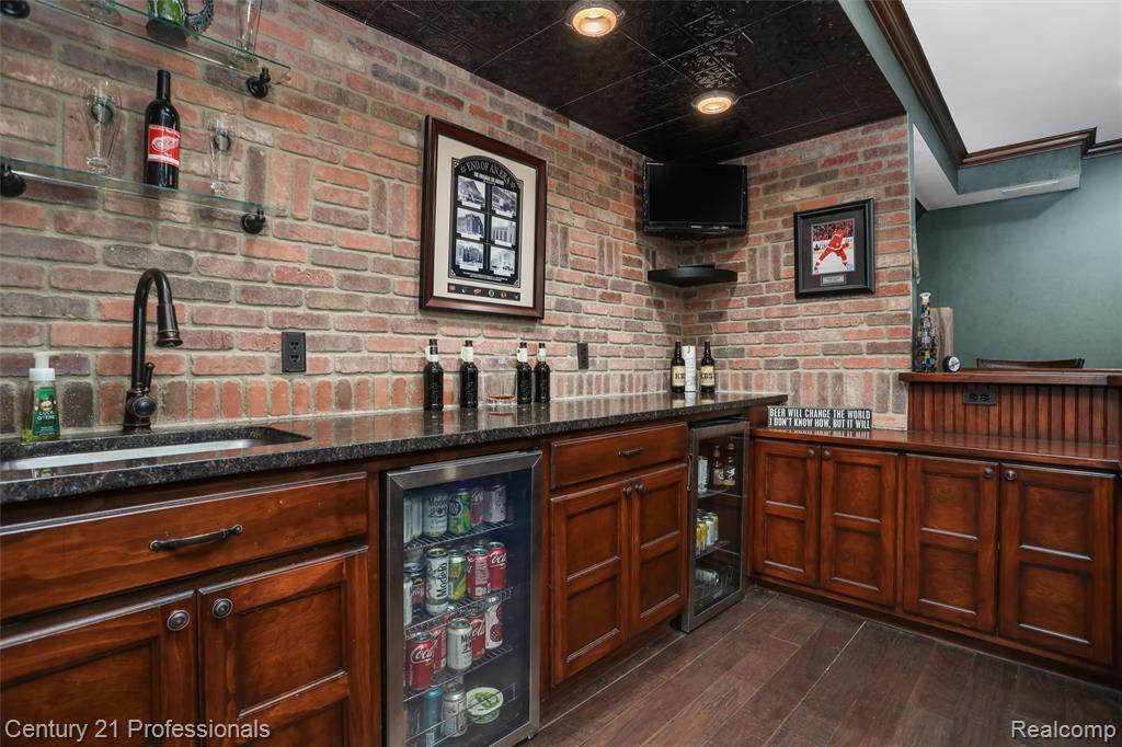 9884 Forest Ridge Drive, Clarkston, MI 48348 — Photo 31