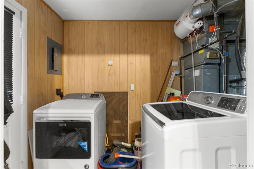 9424 POLK Street, Taylor, MI 48180 — Photo 24
