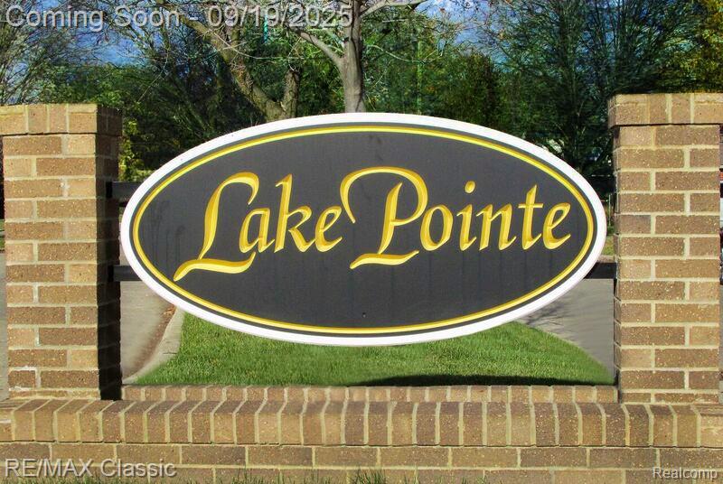 42245 Hammill Lane, Plymouth, MI 48170 — Photo 2