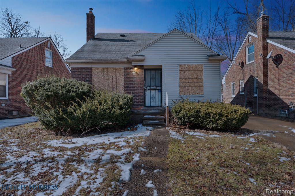 9327 FIELDING Street, Detroit, MI 48228 — front exterior
