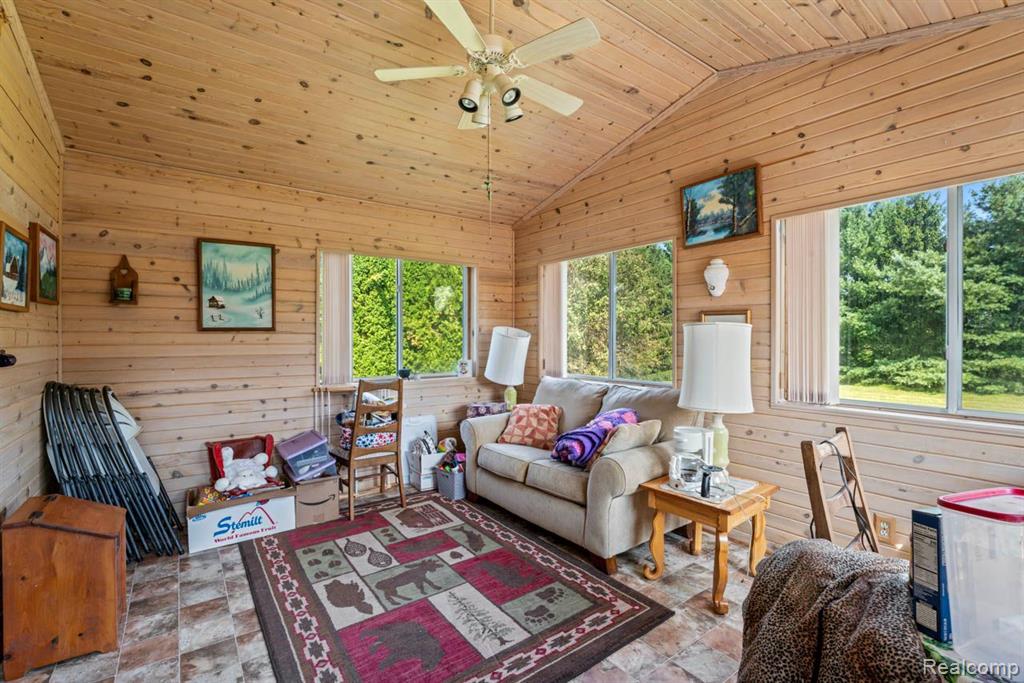 761 MELLISH Drive, Lapeer, MI 48446 — Photo 23