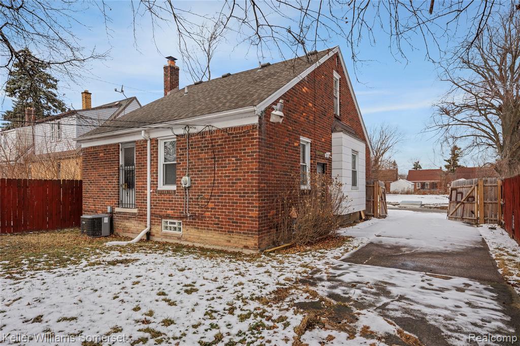 15280 Faircrest Street, Detroit, MI 48205 — Photo 25
