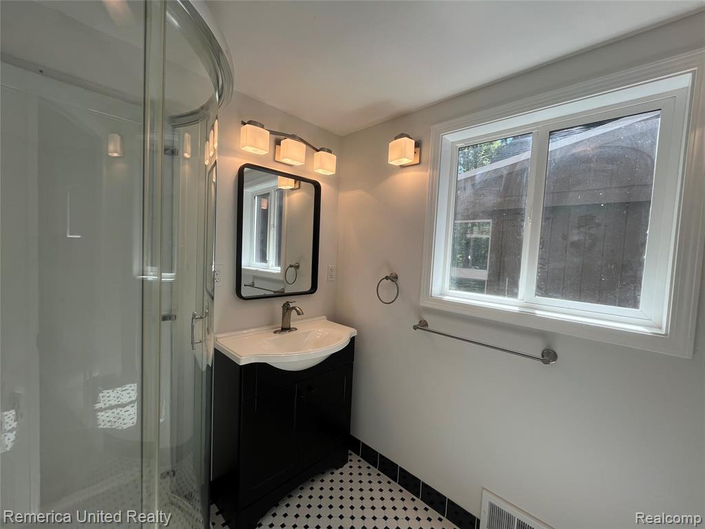6160 Brambleberry Lane, Cohoctah, MI 48855 — Photo 22