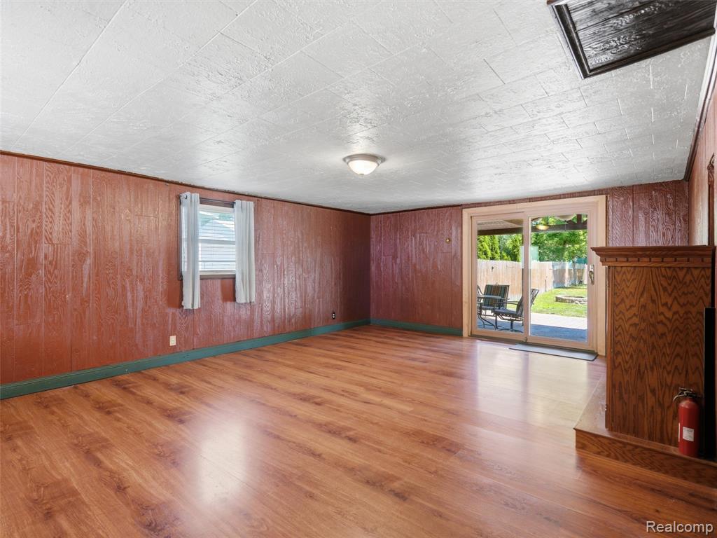 6271 Stephen, Brighton, MI 48116 — Photo 16