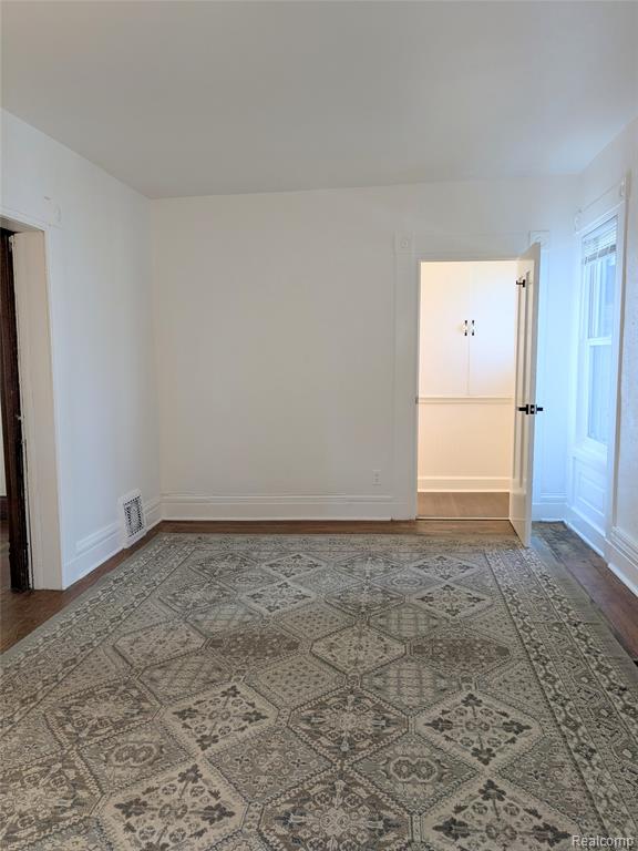 300 Bristol Street S, Almont, MI 48003 — Photo 23