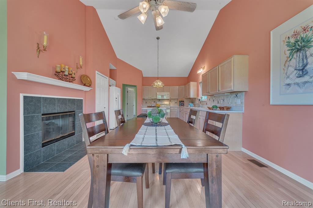 47755 VISTAS CIRCLE Drive N, Canton, MI 48188 — Photo 21