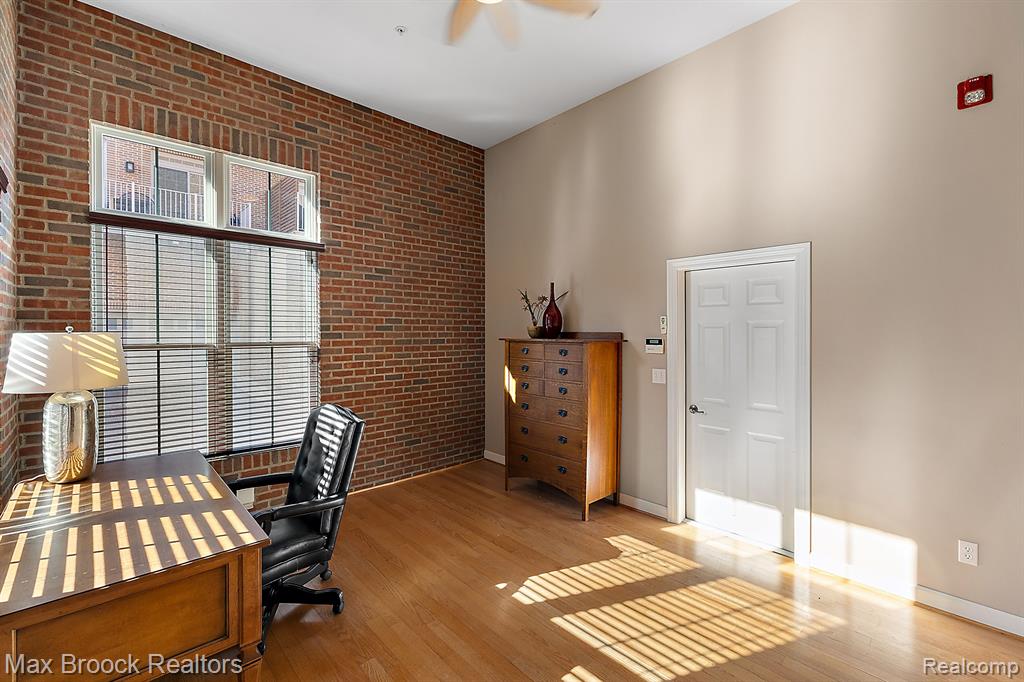 440 Lewis Court, Birmingham, MI 48009 — Photo 4