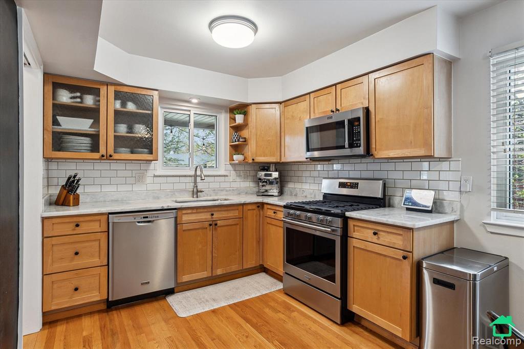 40807 Ivywood Lane, Plymouth, MI 48170 — Photo 13