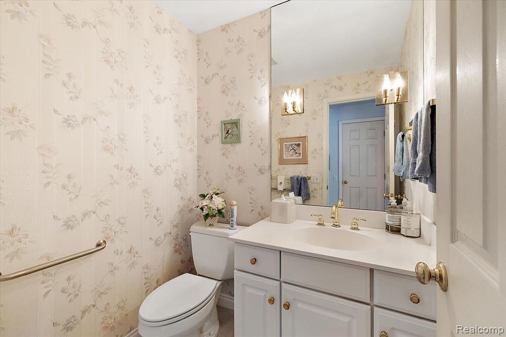 9000 Harbor Place Drive, Saint Clair Shores, MI 48080 — Photo 8