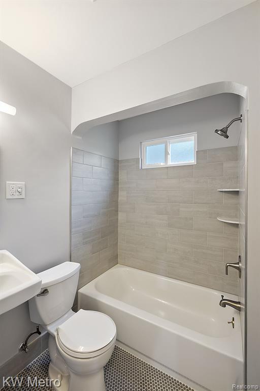 531 ALBANY Street, Ferndale, MI 48220 — Photo 12