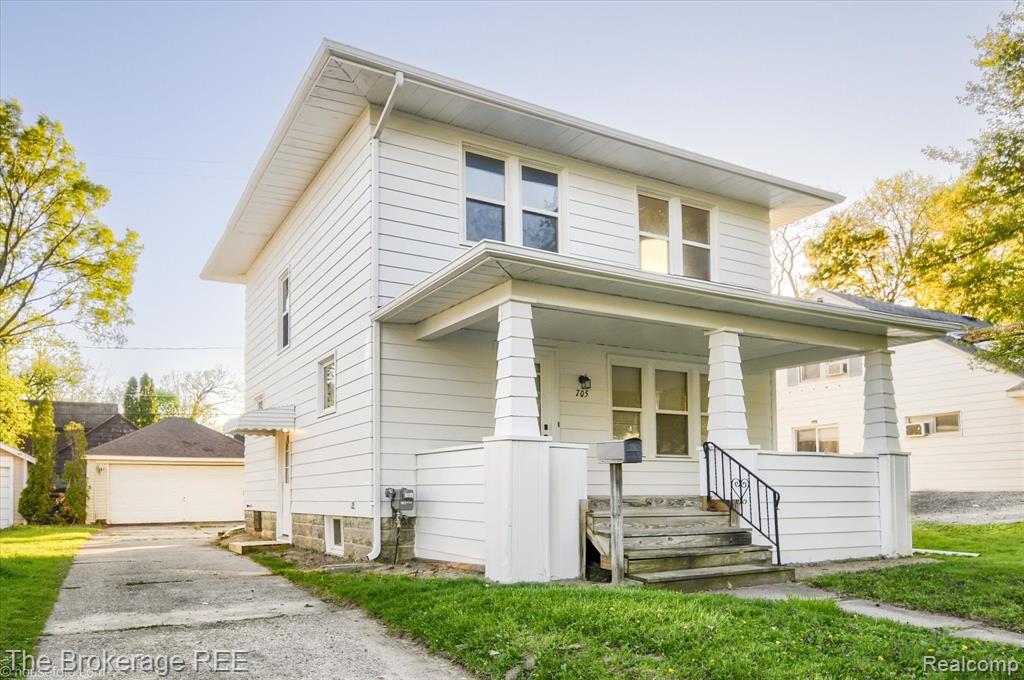 705 FRANK Street, Flint, MI 48504 — Photo 2