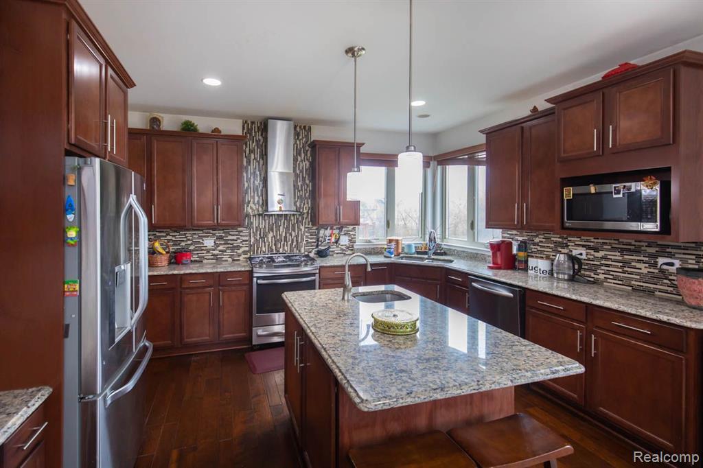 51040 UPLAND VIEW Street, Canton, MI 48188 — Photo 21