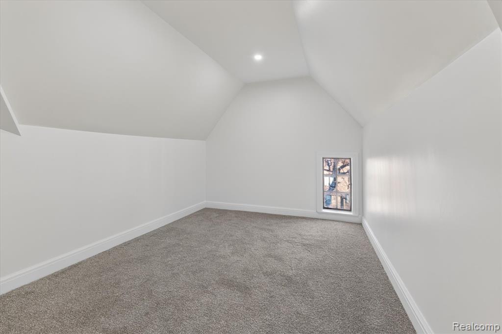3261 Sherbourne Road, Detroit, MI 48221 — Photo 38