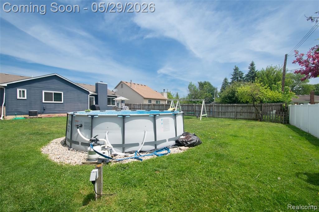 29931 Rosslyn Avenue, Garden City, MI — Photo 6