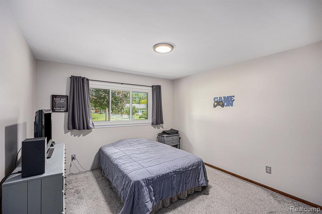 550 N GLASSFORD Street, Capac, MI 48014 — Photo 19