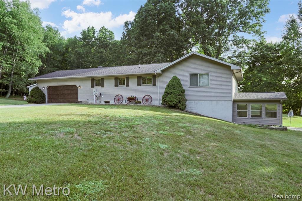 355 Dockham Road, Columbiaville, MI 48421 — Photo 33