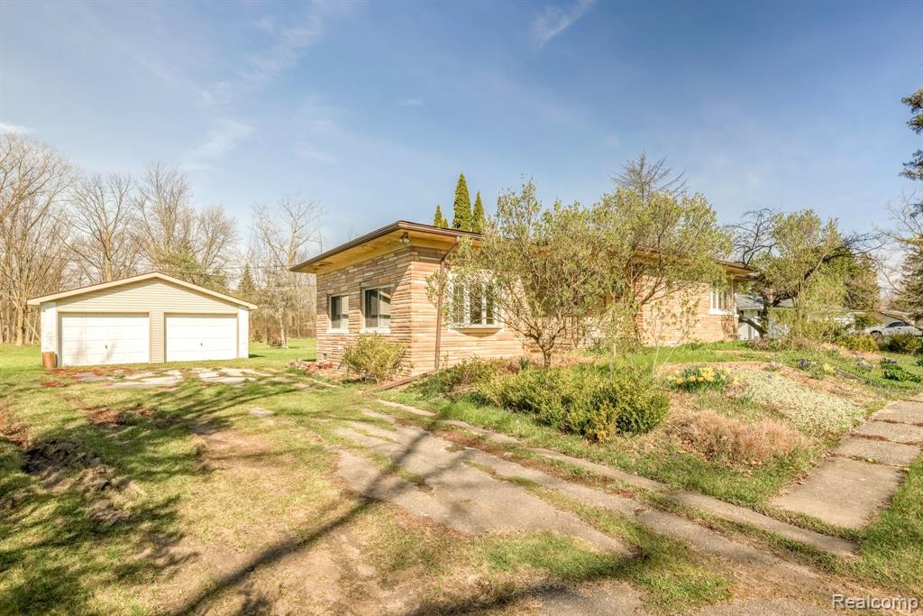 936 COLORADO Street, Marysville, MI 48040 — front exterior
