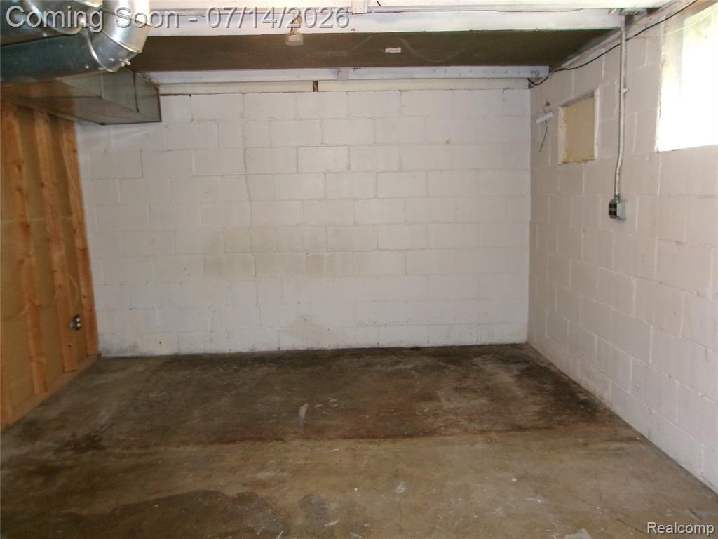 5620 Hipp Street, Dearborn Heights, MI 48125 — Photo 19