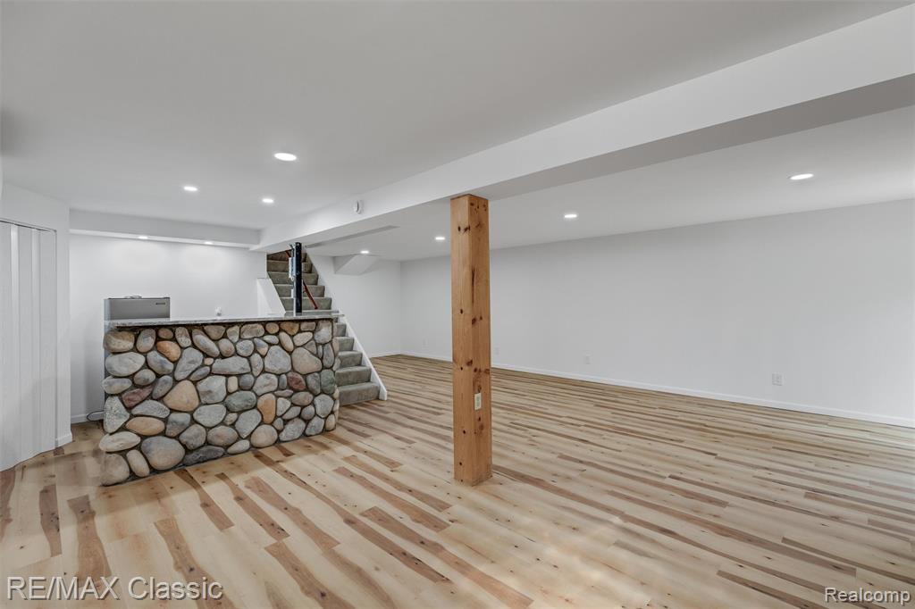 8173 Earhart Road, South Lyon, MI 48178 — Photo 42