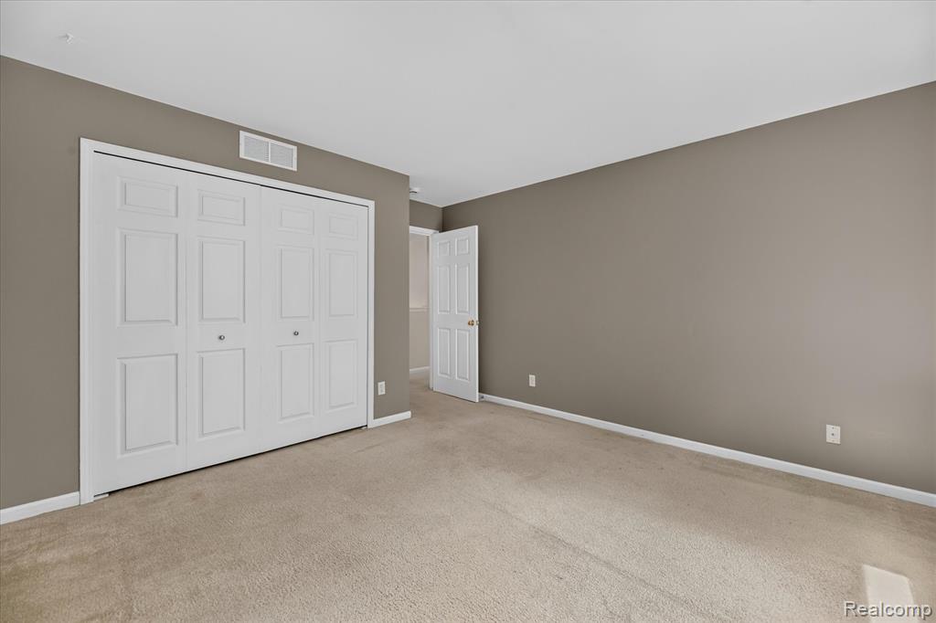 2445 Lorraina Lane, Hartland, MI 48353 — Photo 23