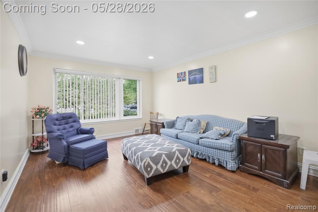 29108 Dover Avenue, Warren, MI 48088 — Photo 3