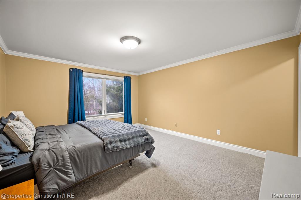 59801 E 8 MILE Road, South Lyon, MI 48178 — Photo 44