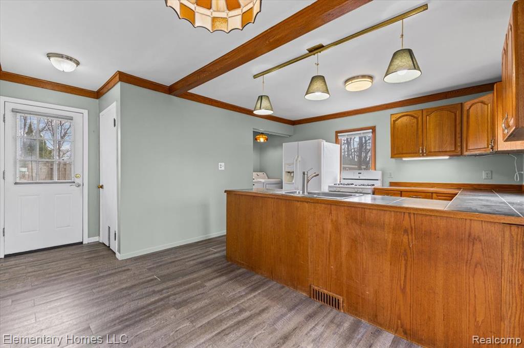 2158 Oaknoll Street, Auburn Hills, MI 48326 — Photo 10