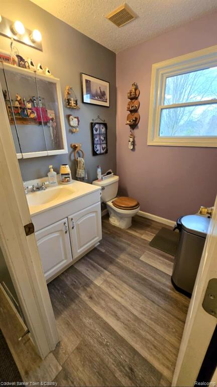 7880 NICHOLSON Road, Fowlerville, MI 48836 — Photo 5