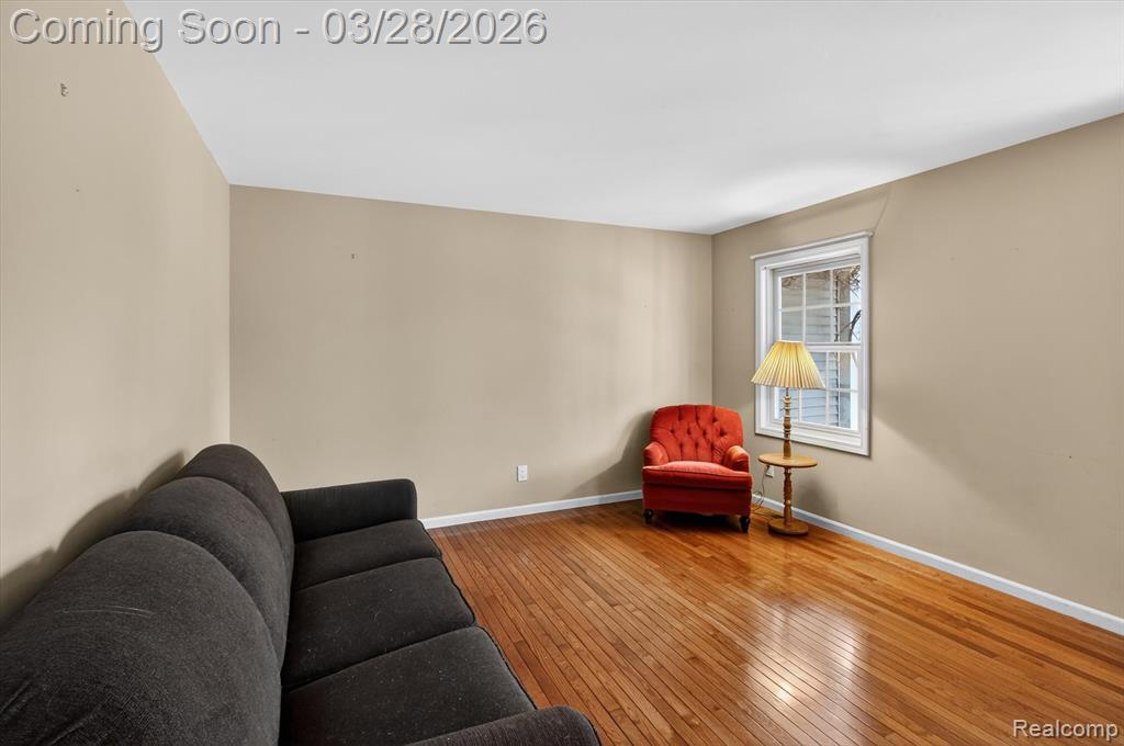 150 Bradley Street, Commerce Twp, MI 48382 — Photo 11
