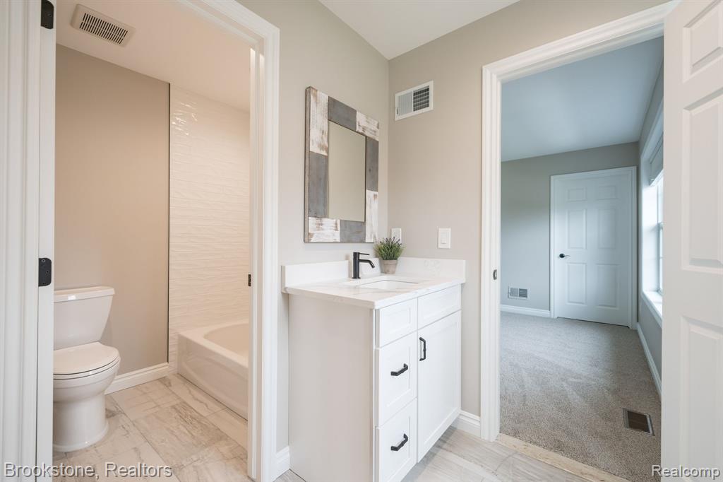 1728 John Paul Court, Oxford, MI 48371 — Photo 36