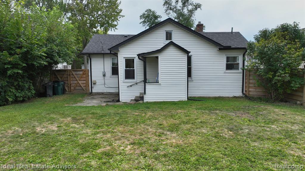 535 E Saratoga Street, Fenton, MI 48220 — Photo 5