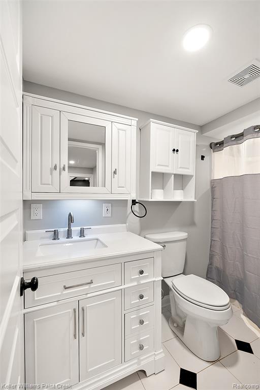 88 E Elmwood, Leonard, MI 48367 — Photo 25
