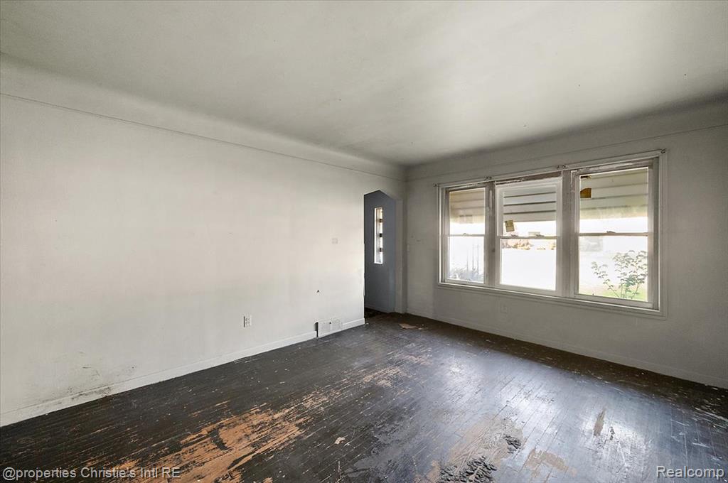 18104 Runyon Street, Detroit, MI 48234 — Photo 6